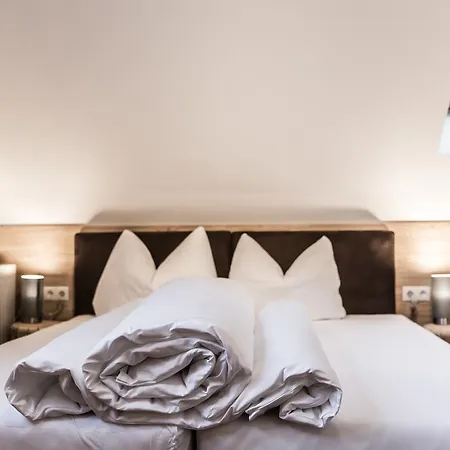 A Casa Smaragd Апартаменты *