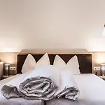 Апартаменти A Casa Smaragd